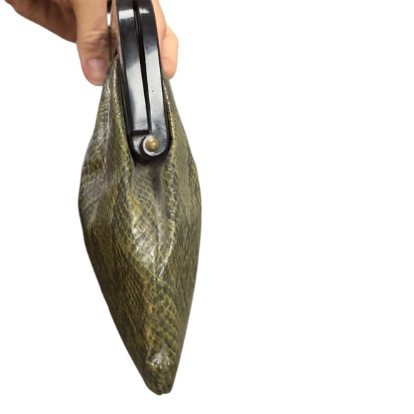 Vintage Valerie Made In Italy Green Snakeskin Classic Retro Kiss lock Clutch - Picture 13 of 15